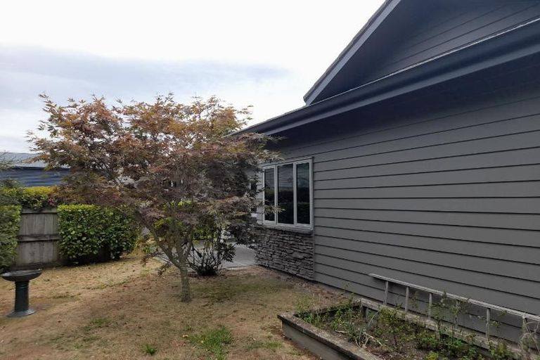 Photo of property in 23 Parata Street, Two Mile Bay, Taupo, 3330