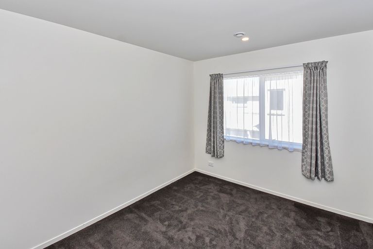 Photo of property in 6 Treestump Road, Takanini, 2112