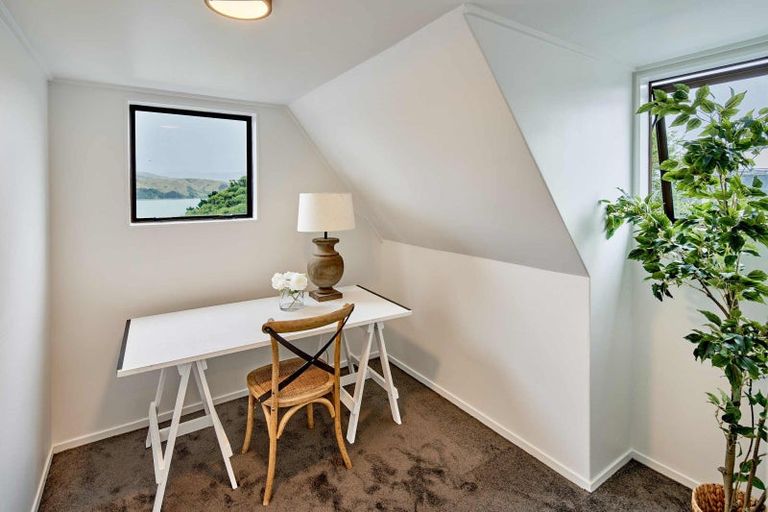 Photo of property in 93 Seaview Road, Paremata, Porirua, 5024