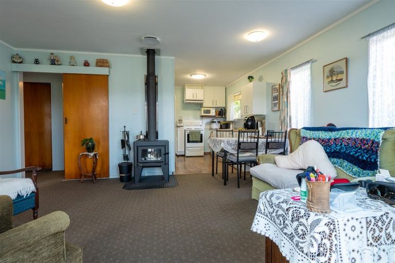 Photo of property in 4 Smeath Road, Kawakawa, 0210