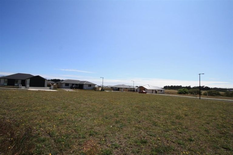 Photo of property in 27 Papawhero Drive, Bell Block, New Plymouth, 4312