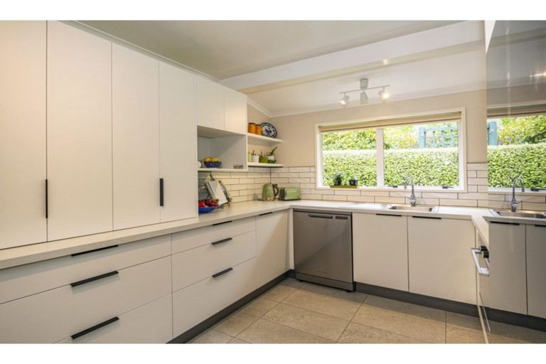 Photo of property in 1-2/27 Nile Street, Highfield, Timaru, 7910