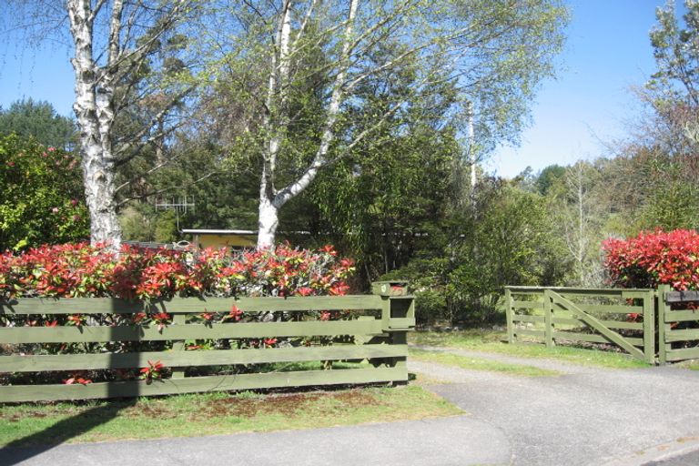 Photo of property in 75 Te Herekiekie Street, Turangi, 3334