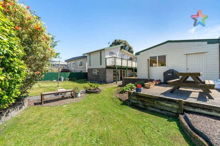 Photo of property in 17 Stellin Street, Boulcott, Lower Hutt, 5011