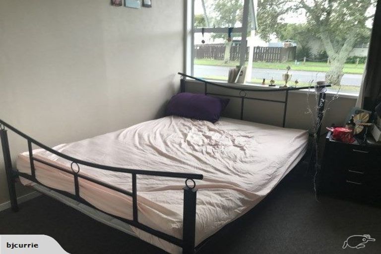 Photo of property in 23 Monowai Place, Westbrook, Palmerston North, 4412