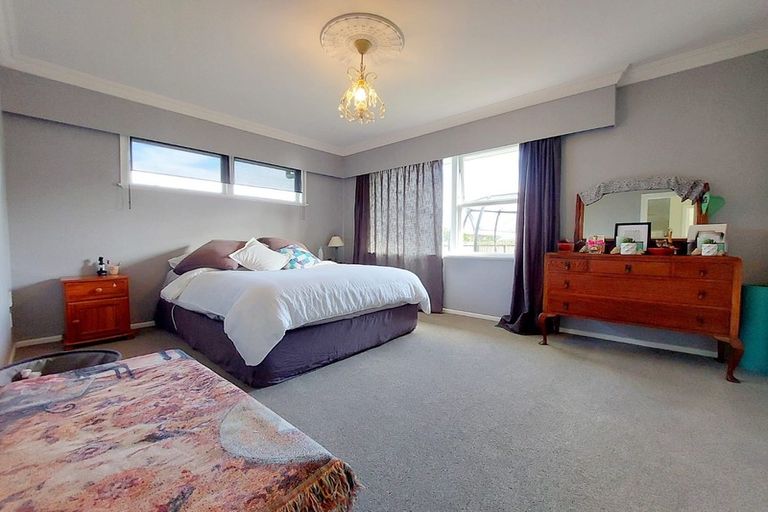 Photo of property in 20 Duncan Road, St Andrews, Hamilton, 3200