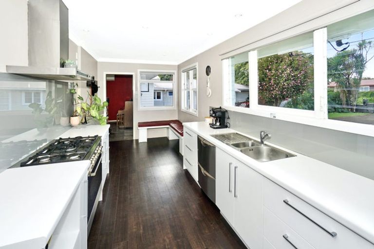 Photo of property in 275 Boucher Avenue, Te Puke, 3119