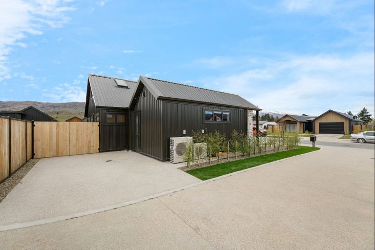 Photo of property in 24 Magnum Drive, Cromwell, 9310