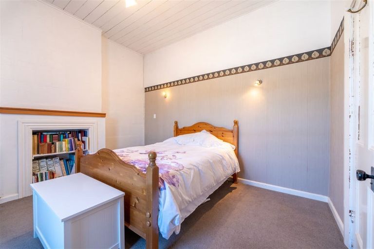 Photo of property in 16 Test Street, South Hill, Oamaru, 9400