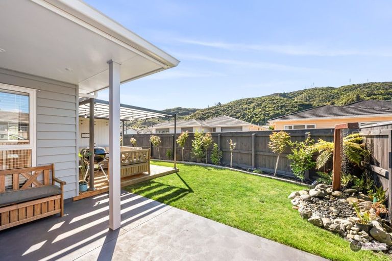 Photo of property in 4 Martha Turnell Crescent, Manor Park, Lower Hutt, 5019