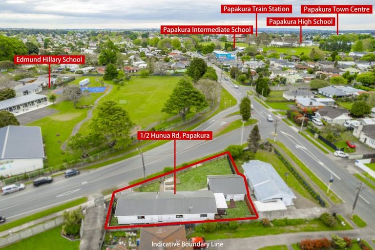Photo of property in 1/2 Hunua Road, Papakura, 2110