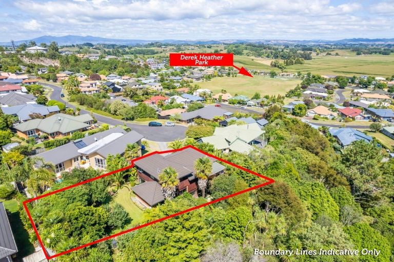 Photo of property in 26 Tironui Terrace, Western Heights, Hamilton, 3200