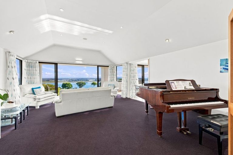 Photo of property in 60 Glenstrae Road, Redcliffs, Christchurch, 8081