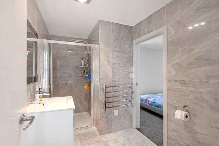 Photo of property in 16 Bliss Court, Takanini, 2110