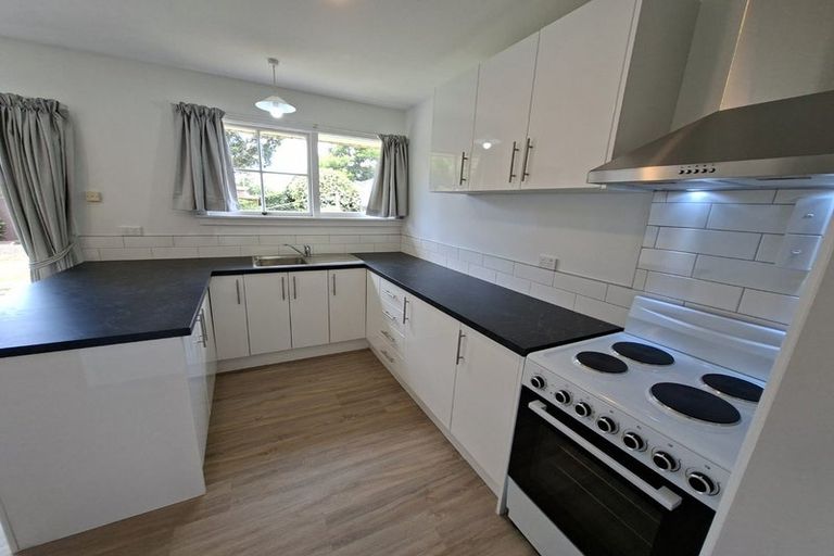 Photo of property in 1/49a Withells Road, Avonhead, Christchurch, 8042