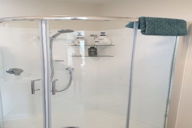 Photo of property in 8 Bovett Place, Wanaka, 9305