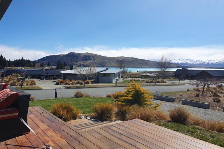 Photo of property in 1 Pollock Place, Lake Tekapo, 7999