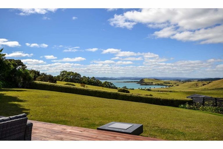 Photo of property in 240 Wharau Road, Kerikeri, 0293