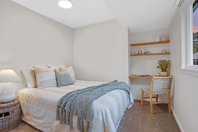 Photo of property in 26 Aratoro Place, Mount Pleasant, Christchurch, 8081