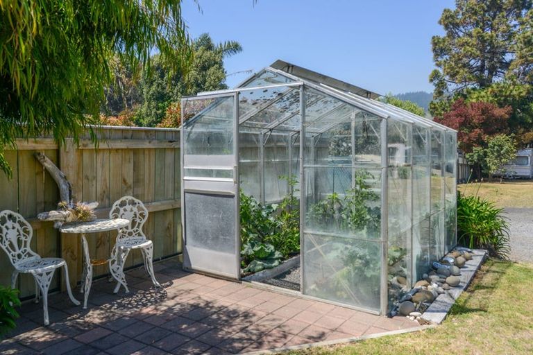 Photo of property in 39a Harper Road, Waimarama, Havelock North, 4294