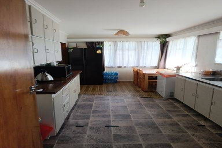 Photo of property in 10 Camellia Avenue, Aramoho, Whanganui, 4500