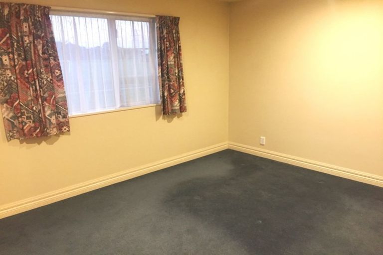 Photo of property in 24a Chesterfield Mews, Russley, Christchurch, 8042