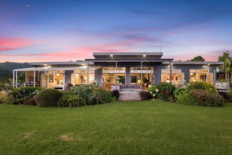 Photo of property in 38 Tanners Point Road, Tanners Point, Katikati, 3177