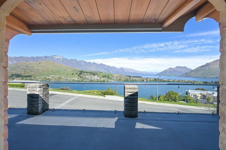Photo of property in 106 Panorama Terrace, Queenstown, 9300