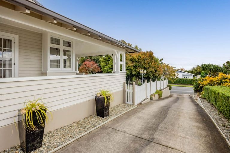 Photo of property in 183 Tukapa Street, Westown, New Plymouth, 4310