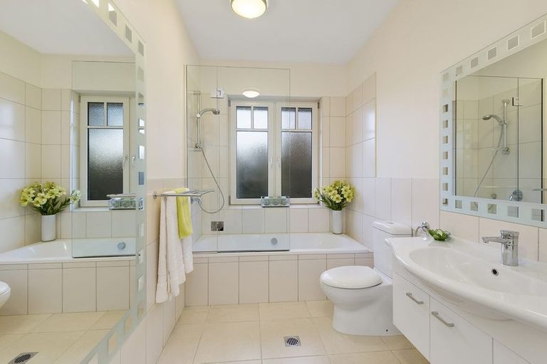 Photo of property in 340 Ilam Road, Bryndwr, Christchurch, 8053