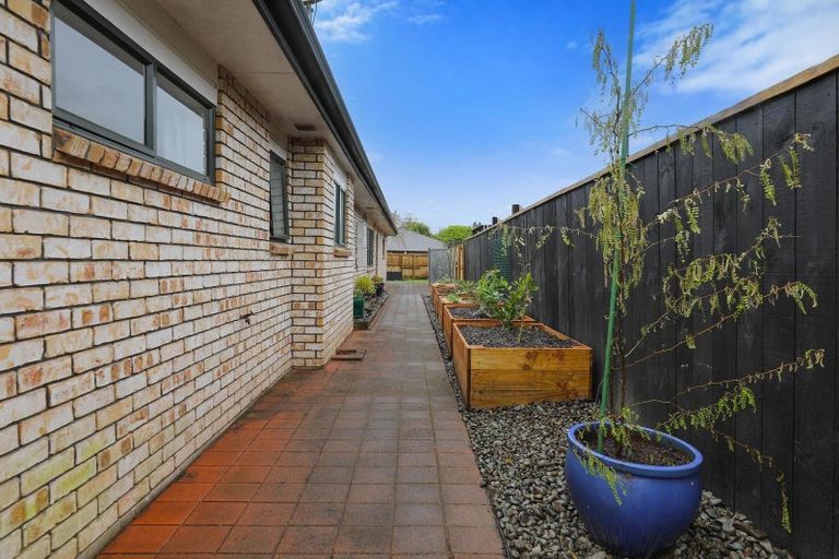 Photo of property in 29 Caulfield Place, Pukehangi, Rotorua, 3015