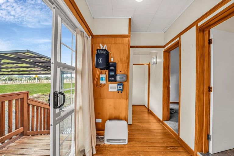 Photo of property in 16 Mount Biggs Road, Halcombe, Feilding, 4779