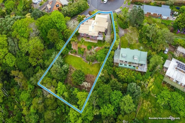 Photo of property in 18 Redmount Place, Red Hill, Papakura, 2110