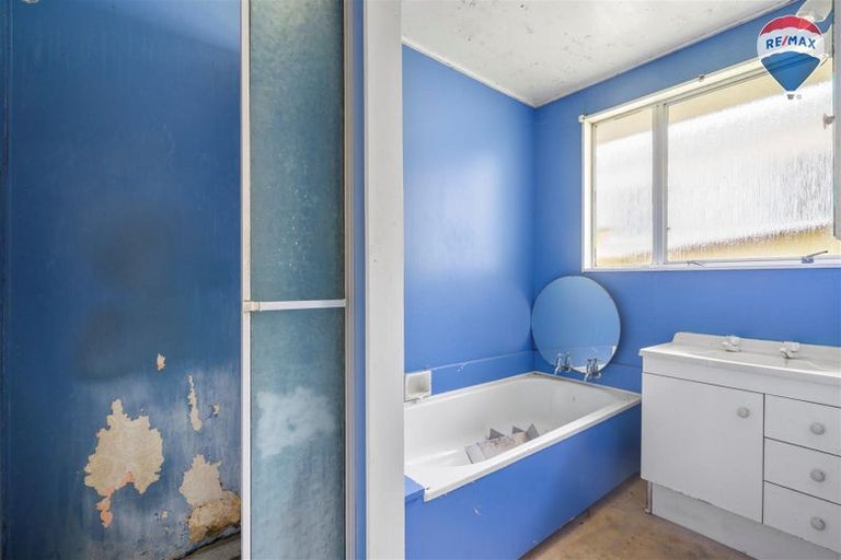 Photo of property in 122 Hair Street, Wainuiomata, Lower Hutt, 5014