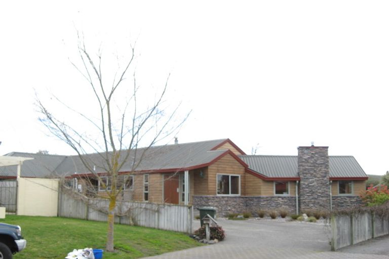 Photo of property in 46 Woodlands Drive, Havelock North, 4130