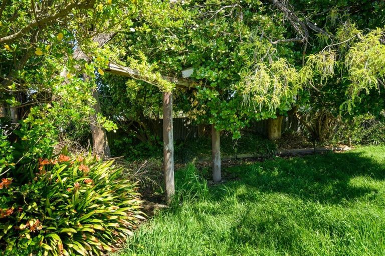 Photo of property in 13 Hunia Street, Marton, 4710