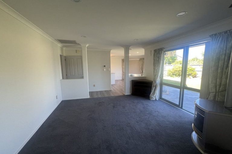 Photo of property in 3 Dunmurry Place, Casebrook, Christchurch, 8051