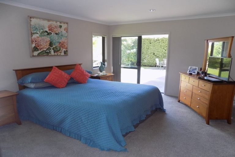 Photo of property in 2 Flight Valley Way, Welcome Bay, Tauranga, 3175