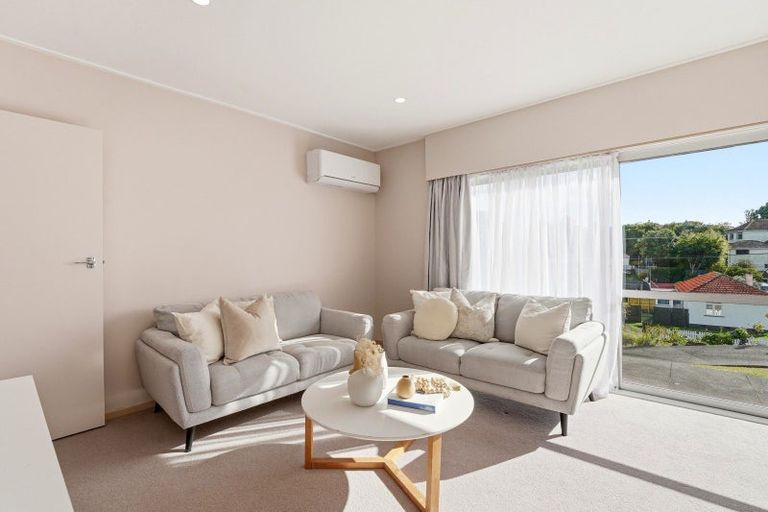 Photo of property in 73b Great North Road, Saint Johns Hill, Whanganui, 4501