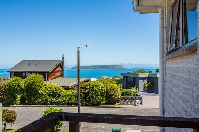 Photo of property in 30a The Track, Plimmerton, Porirua, 5026