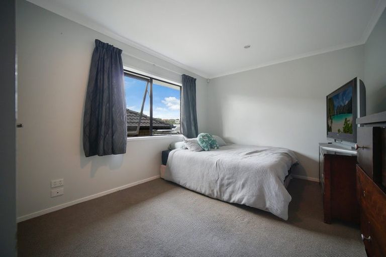 Photo of property in 5a Mcgowan Rise, Tuakau, 2121