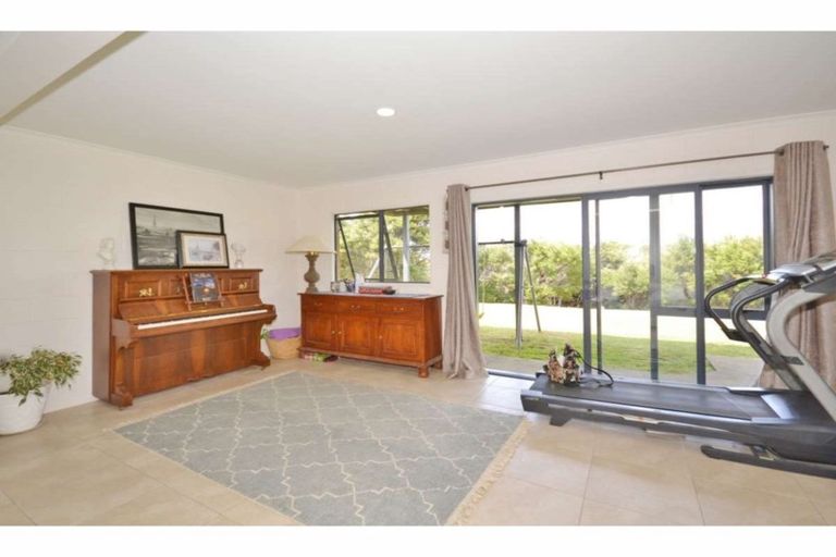 Photo of property in 1 Yacht Drive, Kerikeri, 0294