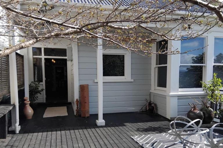 Photo of property in 22 Hinau Road, Hataitai, Wellington, 6021