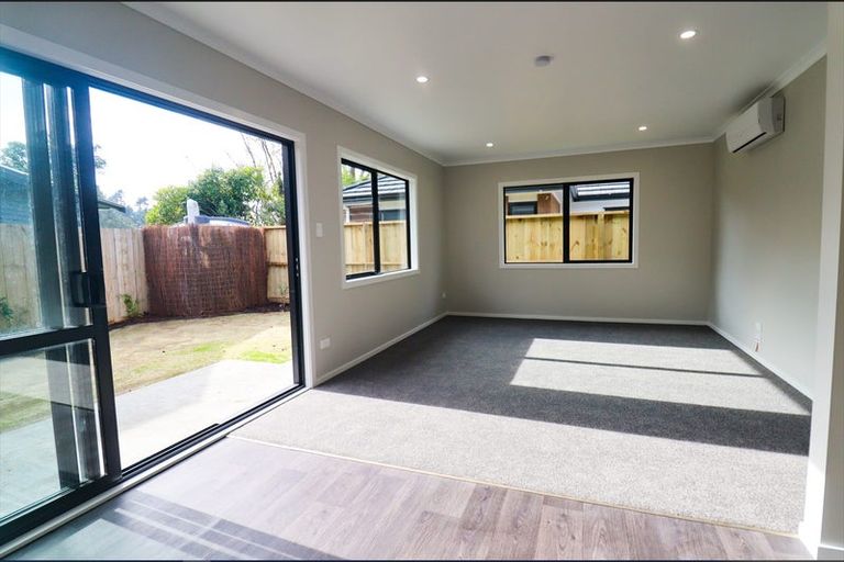 Photo of property in 2/12 Keitha Place, Glenview, Hamilton, 3206