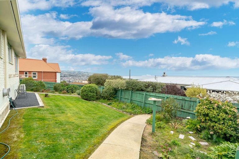 Photo of property in 14 Winston Place, Kew, Dunedin, 9012