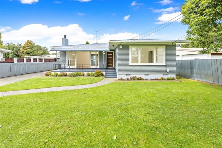 Photo of property in 1/15 Onslow Road, Papakura, 2110