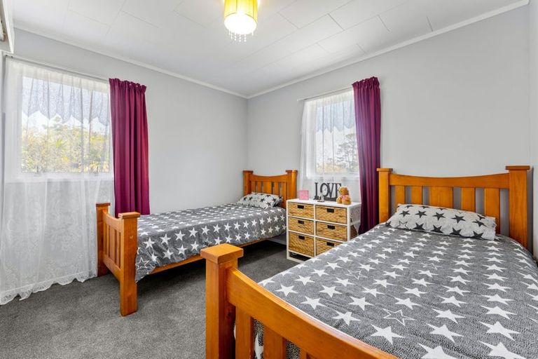 Photo of property in 12 Downer Street, Helensville, 0800