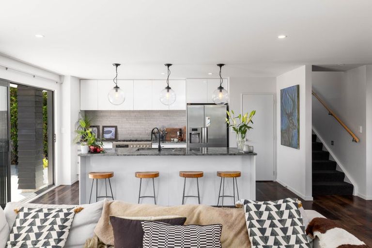 Photo of property in 95b Edgeware Road, St Albans, Christchurch, 8014