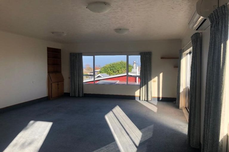 Photo of property in 2/16 Puriri Street, Hilltop, Taupo, 3330