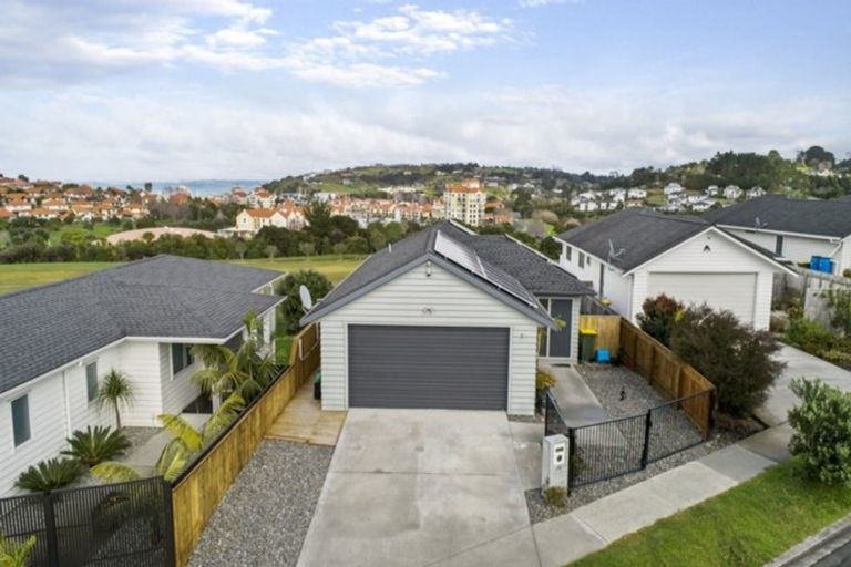 Photo of property in 288 Alec Craig Way, Gulf Harbour, Whangaparaoa, 0930